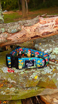 Cargar la imagen en la vista de la galería, Toadstools Buckle Collar
